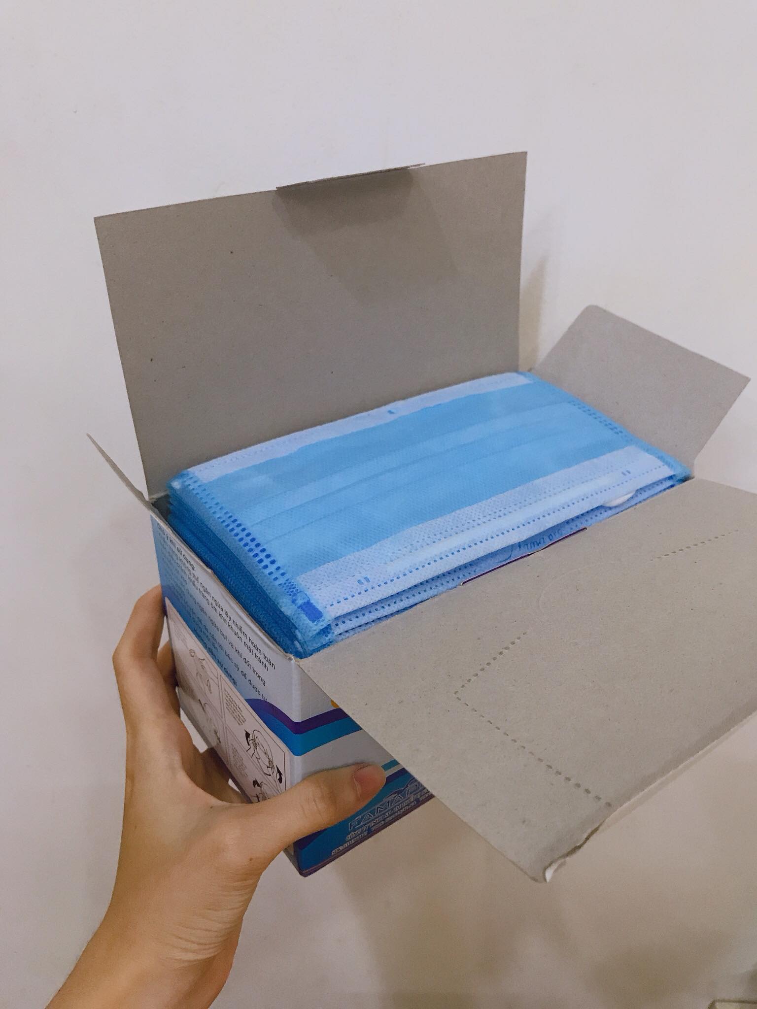[HCM][HÀNG CHÍNH HÃNG] Khẩu trang 4 lớp FAMAPRO - (hộp 50 cái)