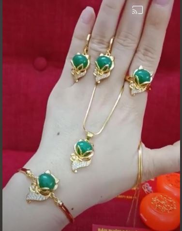 Bộ trang sức hồ ly đá xanh