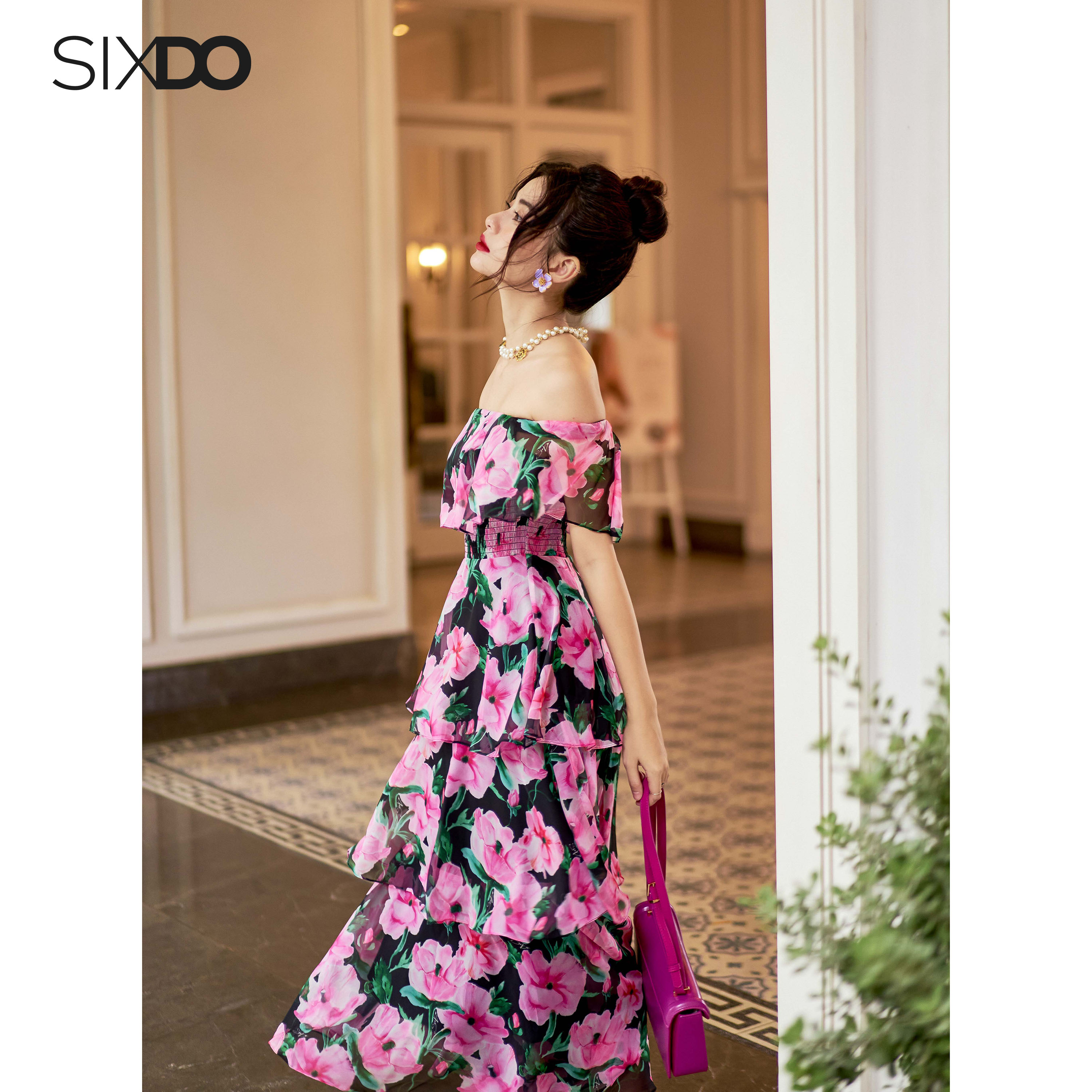 Đầm voan hoa trễ vai xếp tầng SIXDO (Black Cherry Blossom Midi Voile Dress)