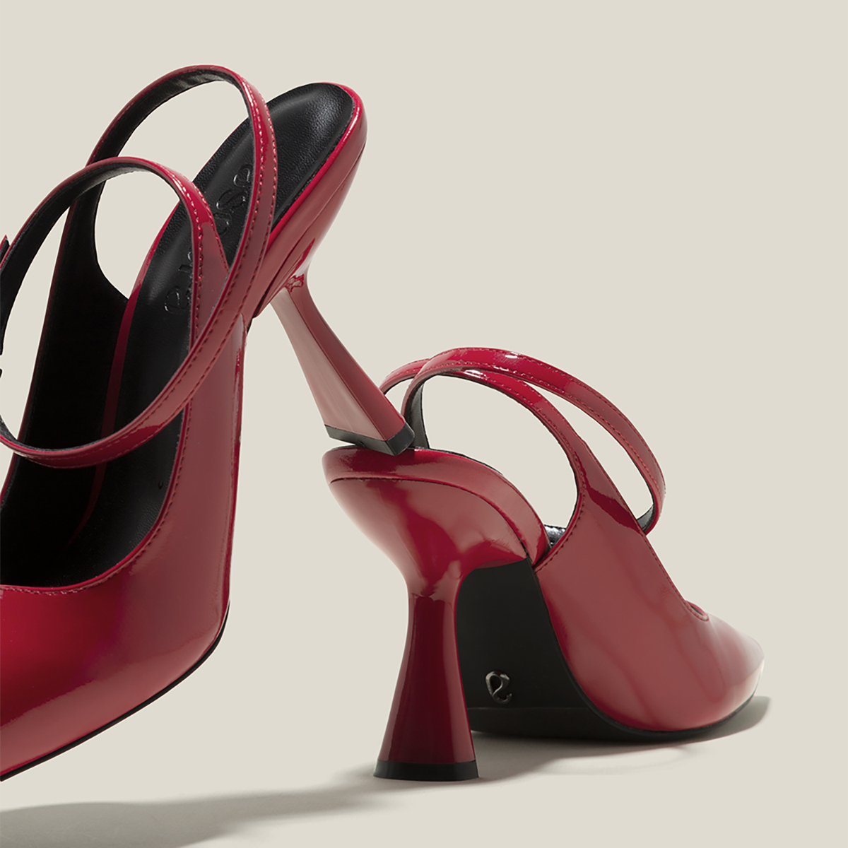 [Voucher 60K | 15.07 - 17.07] Vascara Giày Slingback Nhấn Quai Ankle Strap - BMN 0600
