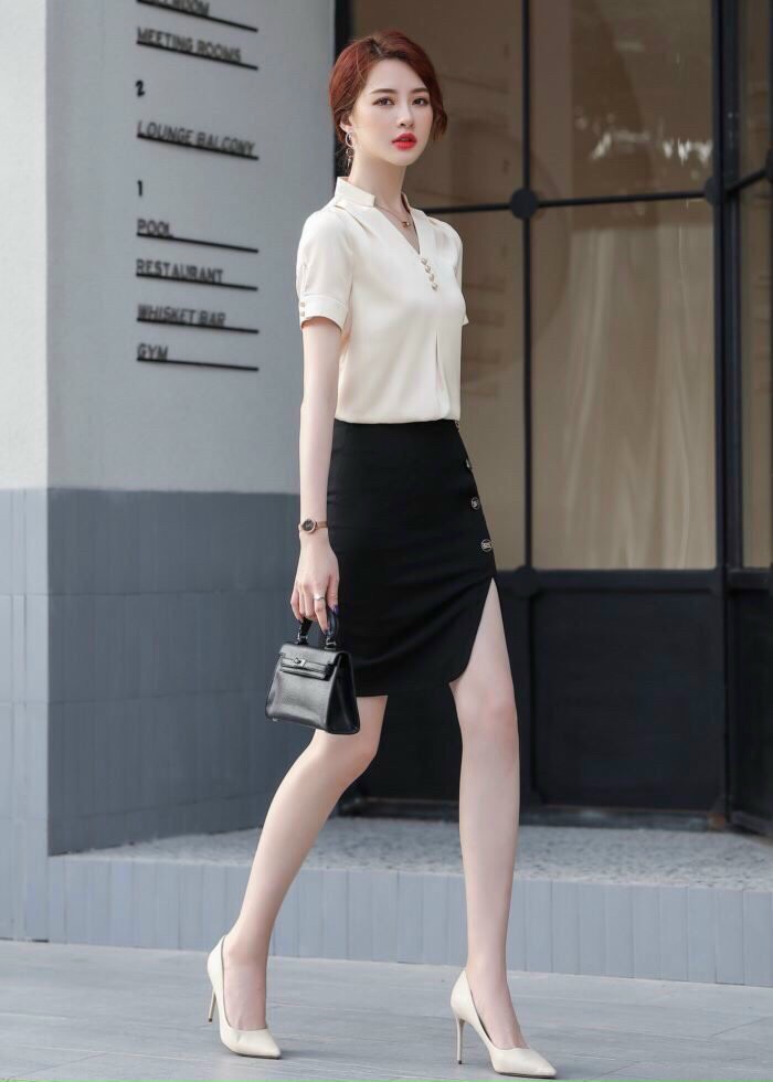 Áo kiểu cổ trụ V
