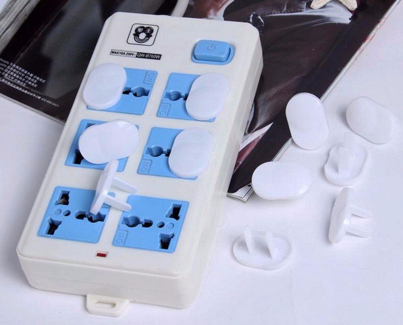 SET 10 CHIẾC BỊT Ổ ĐIỆN 2 CHẤU BẢO VỆ BÉ