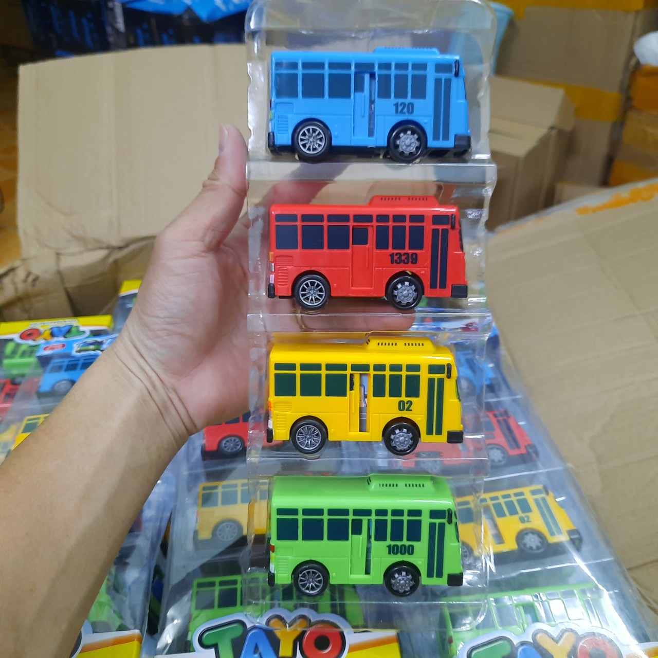 Bộ 4 xe Bus Tayo gồm 4 màu khác nhau Đồ chơi trẻ em