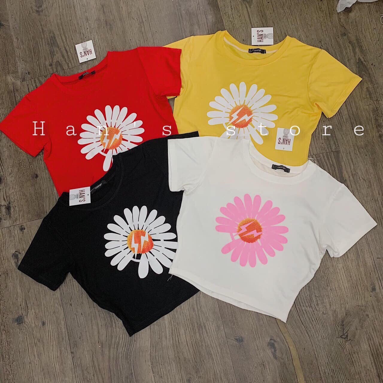 [HCM]Áo Croptop Bông Cúc Lớn