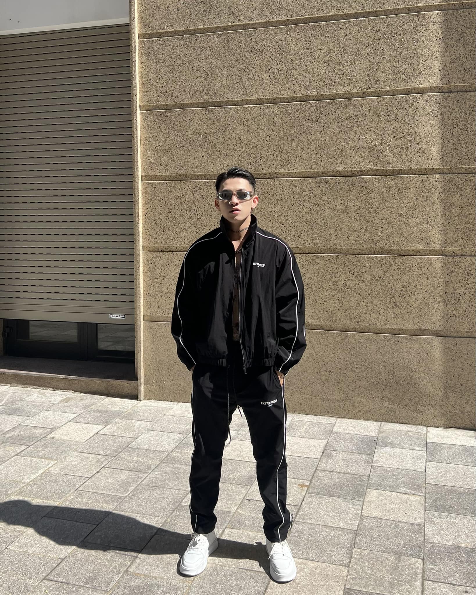 Bộ Gió Amand x Anh Vũ Beyond Tracksuit - Black