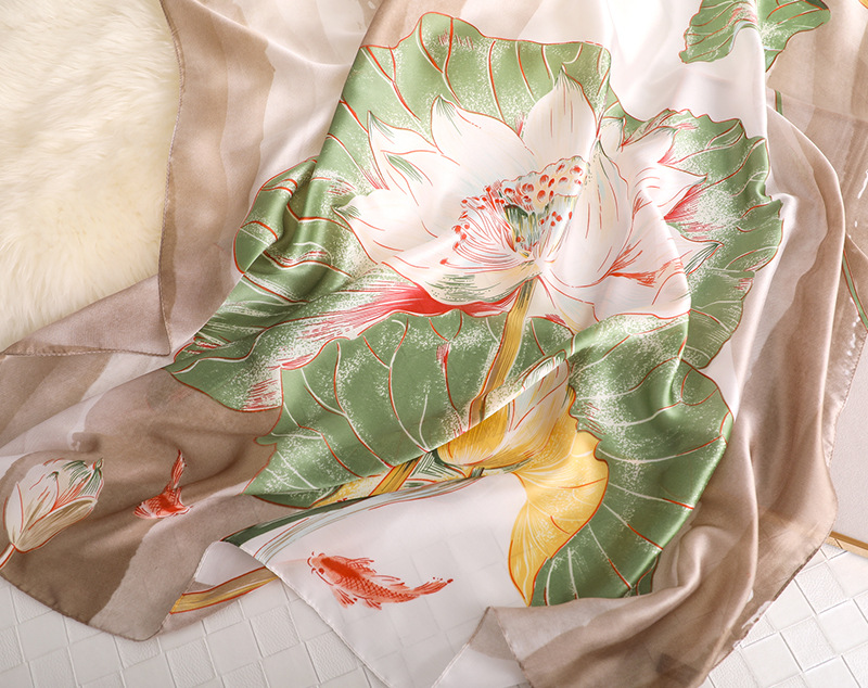 Khăn choàng lụa hot trend size 90x180