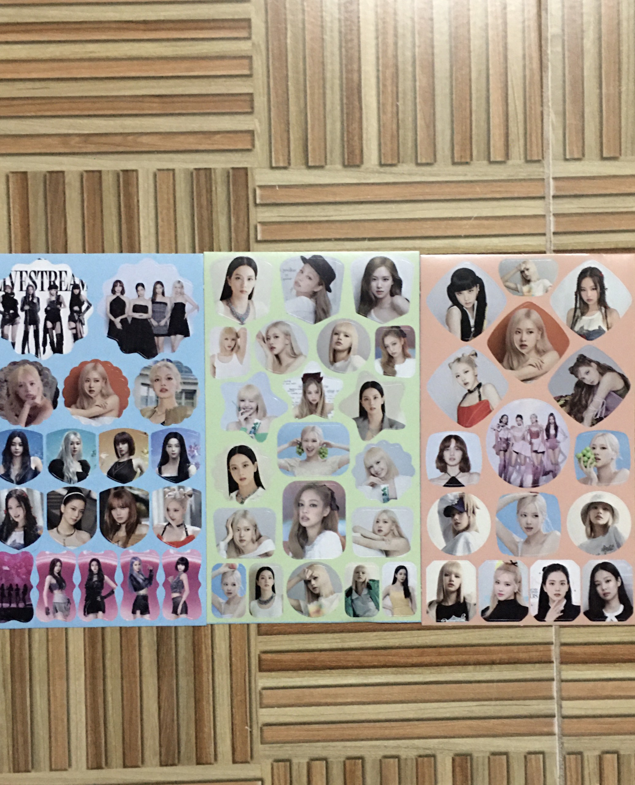 Set 12 hình dán trang trí Blackpink siêu đẹp (ảnh thật)