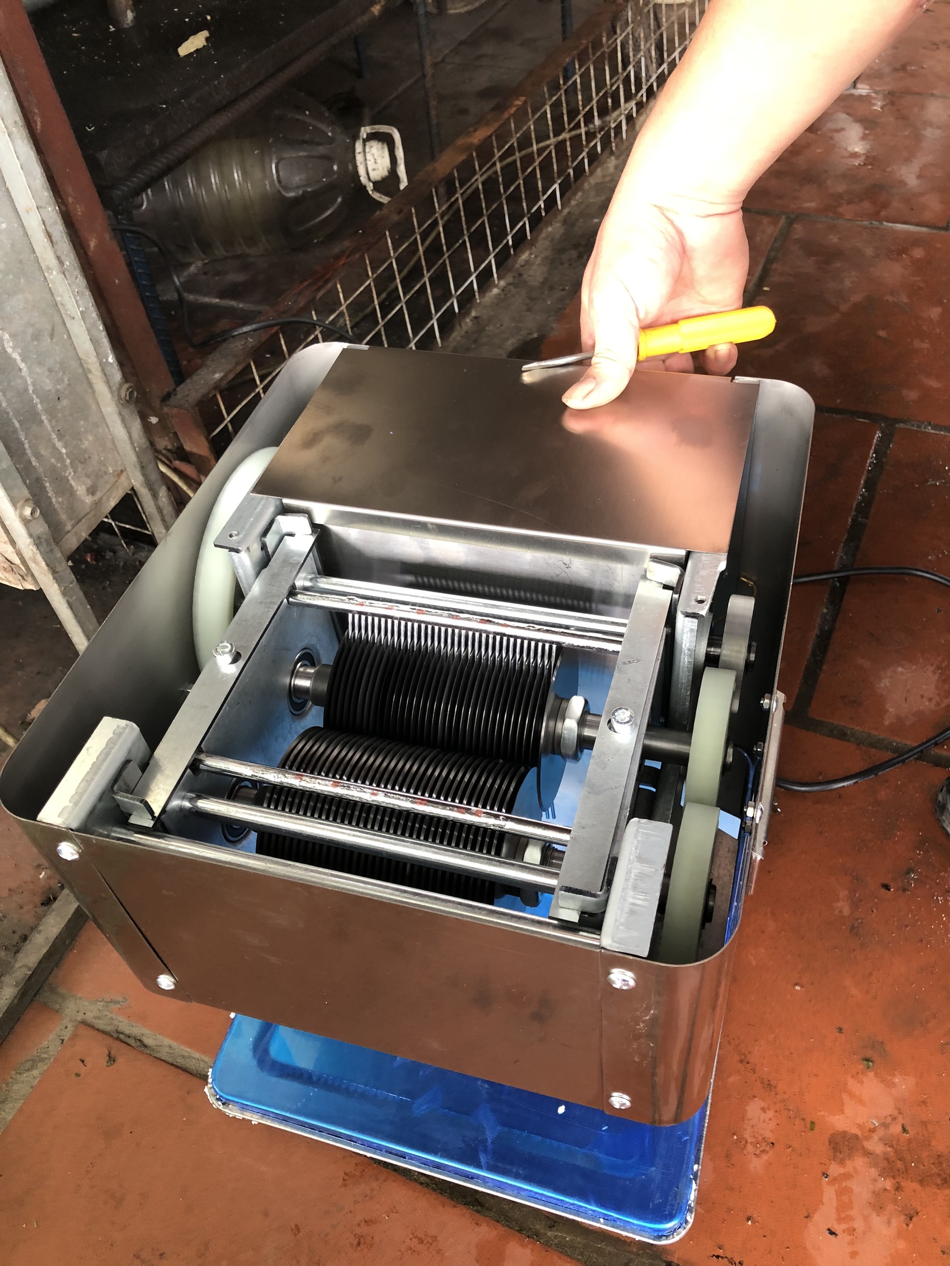 MÁY THÁI THỊT XẮT THỊT DAO RỜI