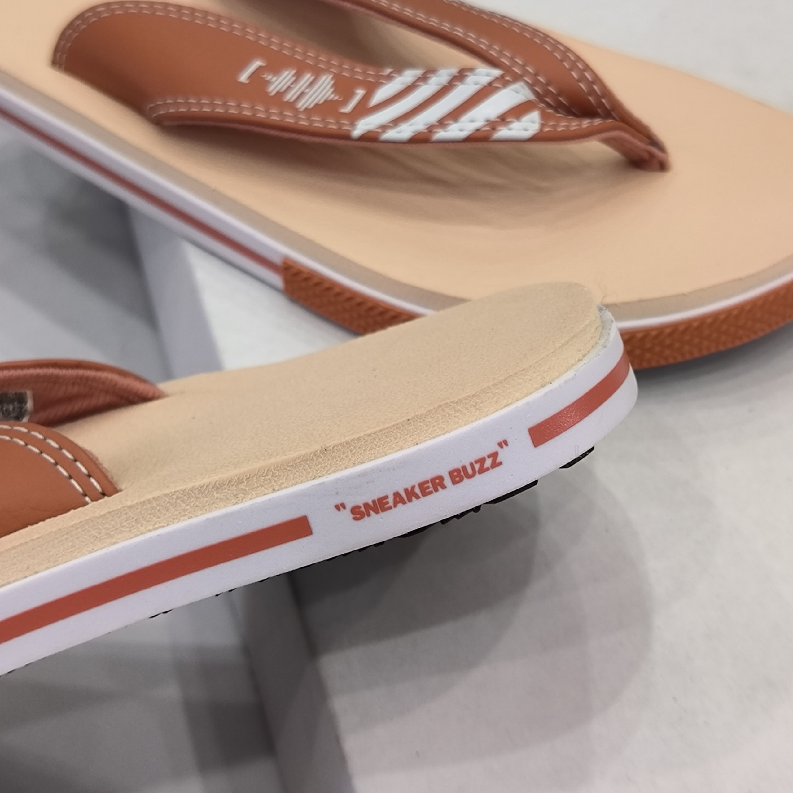 Dép Sneaker Buzz nền da nhạt quai nâu cam 1SBS017