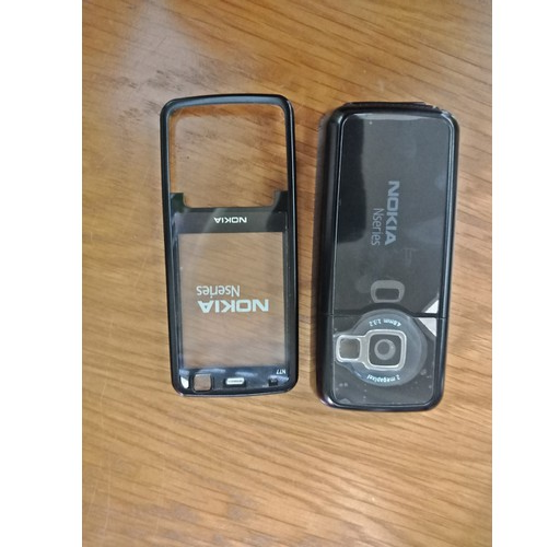 Vỏ Nokia N77 có sườn - không phím