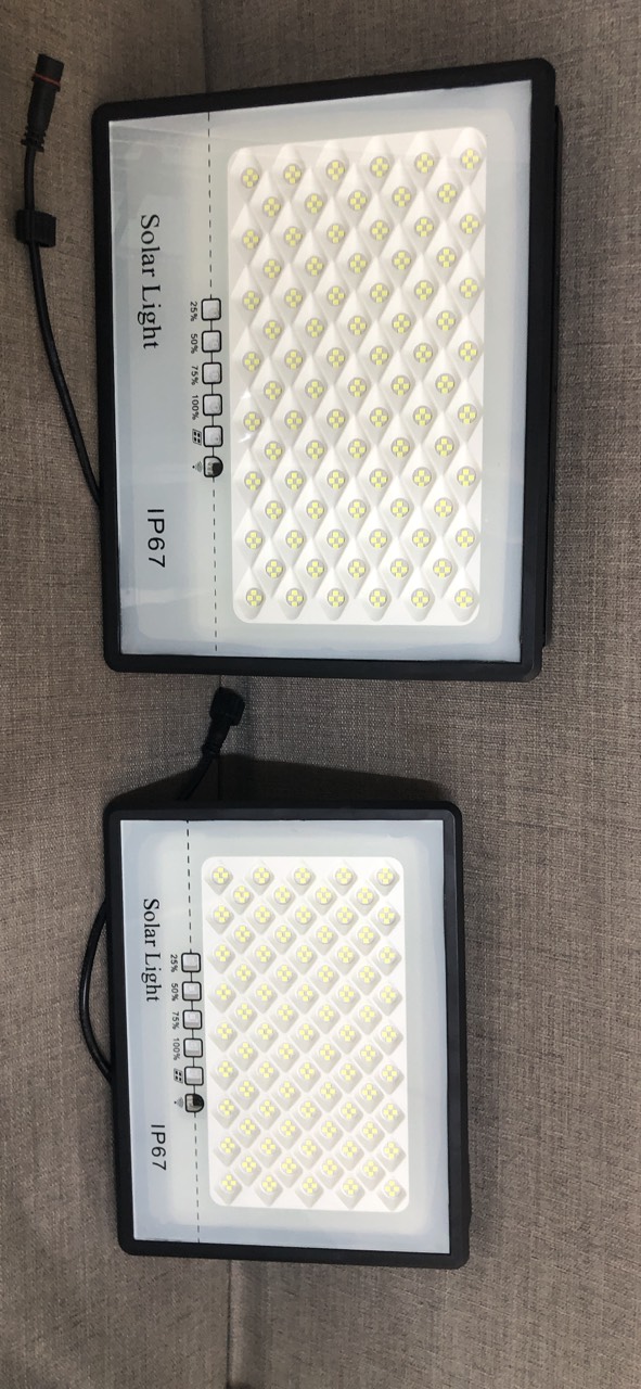 Đèn năng lượng 100W chống chói mắt