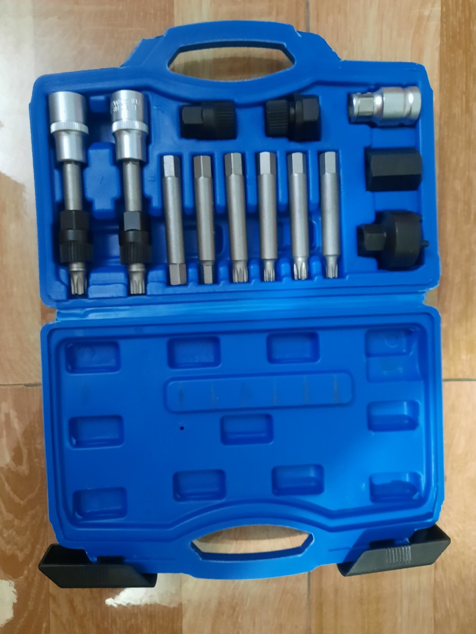 Dụng cụ tháo Buly đầu máy phát 13 chi tiết