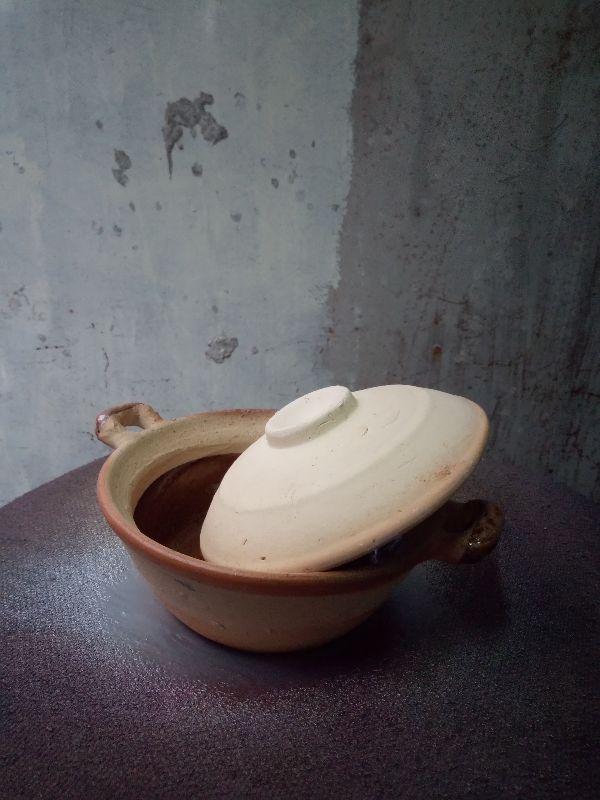 [HCM]Nồi đất trán men lớn 10*20 cm ( không nấu )