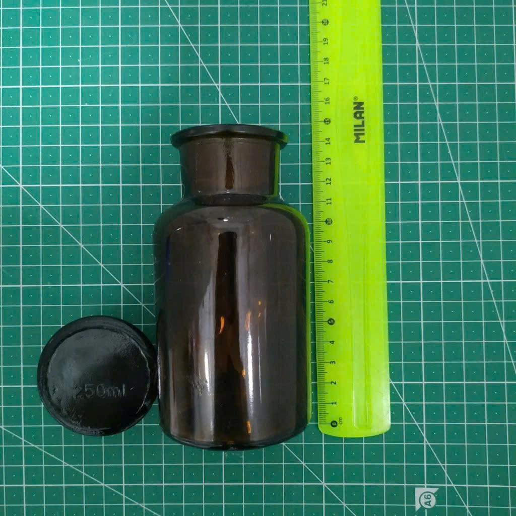 [HCM]Chai thuỷ tinh đựng hoá chất nút mài nắp đậy