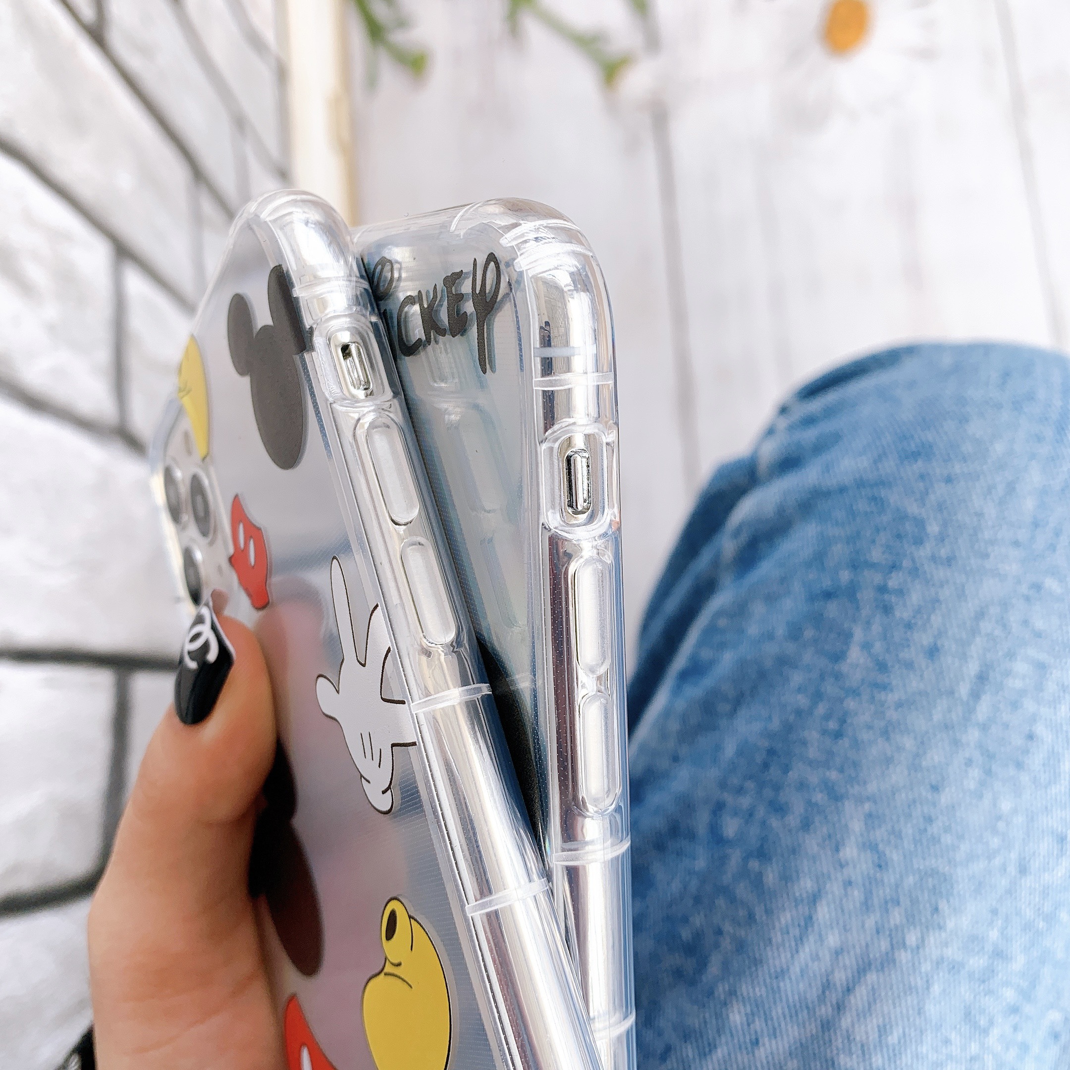 Ốp Lưng Silicon Chống Sốc Mickey ( Kèm Miếng Phản Quang )