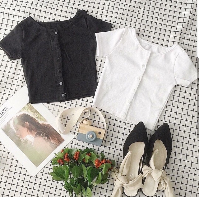 Áo Croptop cài nút thun gân