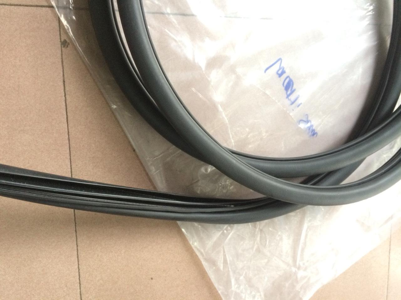 Gioăng thân xe cánh cửa Lacetti 04-09 (Gioăng Khung Cửa )