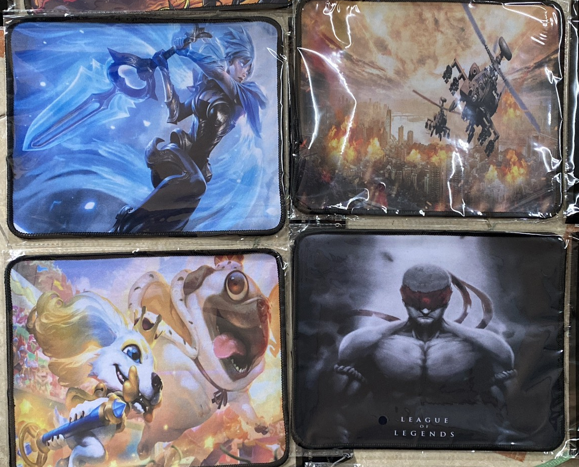 Game Mouse Pad 20 X 25 X 2 Cups (Random Model)