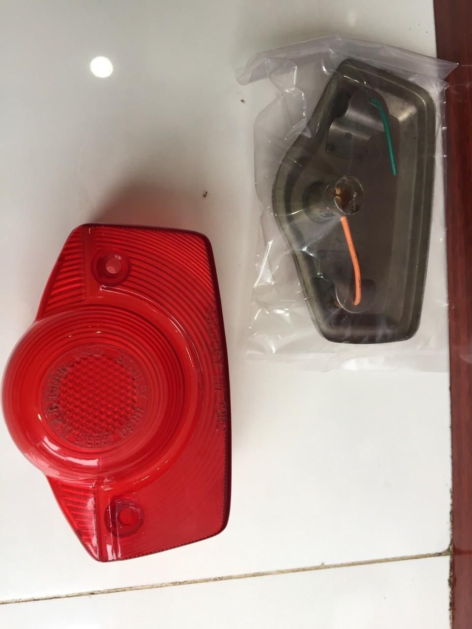 chụp láy đèn hậu cho xe CD-CL (dùng chung cho xe cub 81-86 70 hay 90cc-chaly 70)