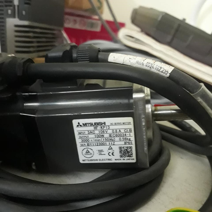 MR-J3-10A FULL Bộ điều khiển Servo+Motor 100W