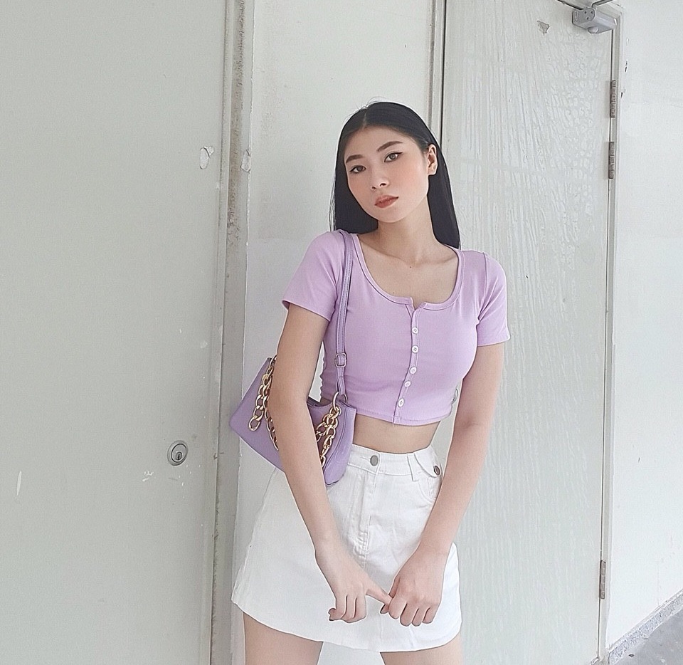 Áo croptop Nút Thật - Cúc Thật