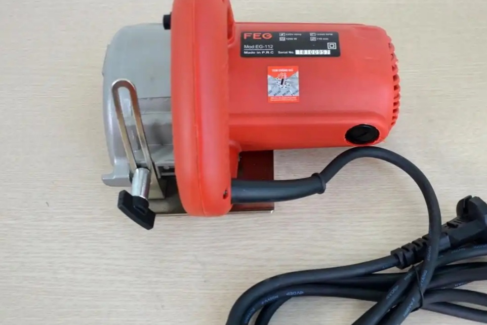 [HCM]Máy cắt gạch cầm tay FEG EG-112