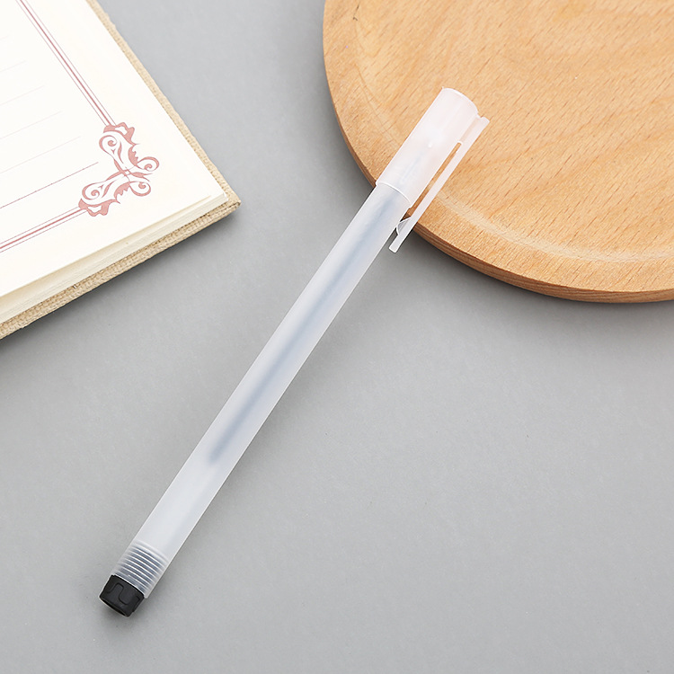 Bút gel trơn mực ngòi 0.38mm h177