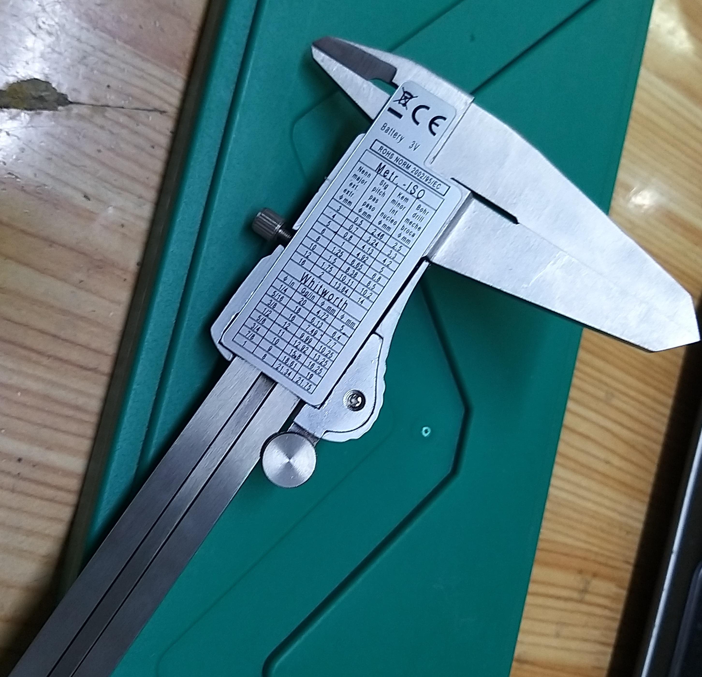 [HCM] Thước Cập L+R+T Điện Tử 300mm