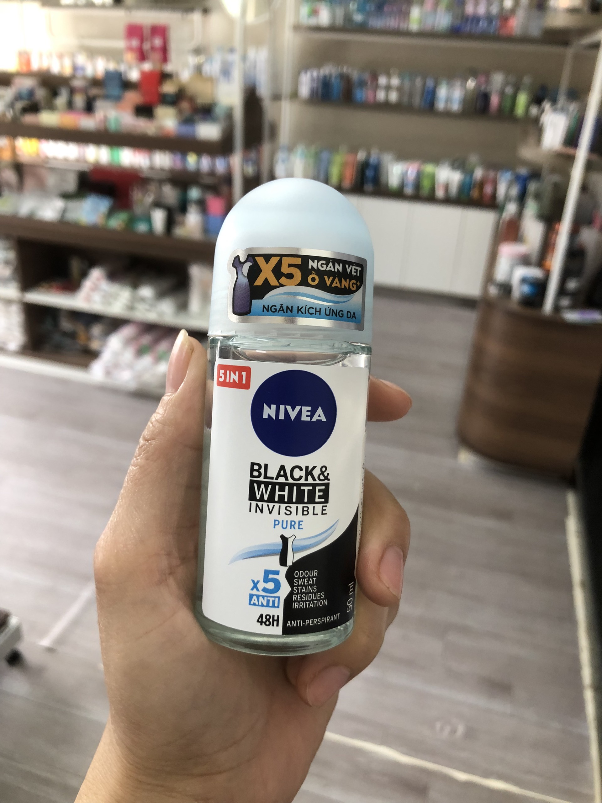 Lăn khử mùi nivea dành cho nữ 50ml