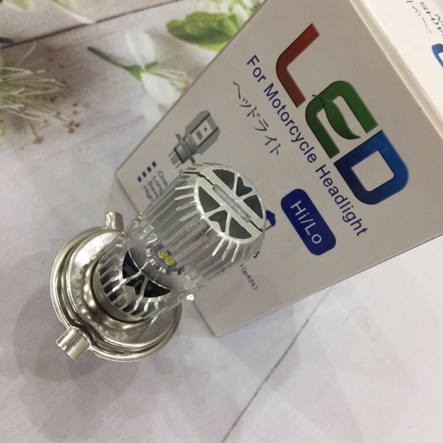 Đèn pha led 2 tim chân h4 ánh sáng trắng siêu sáng