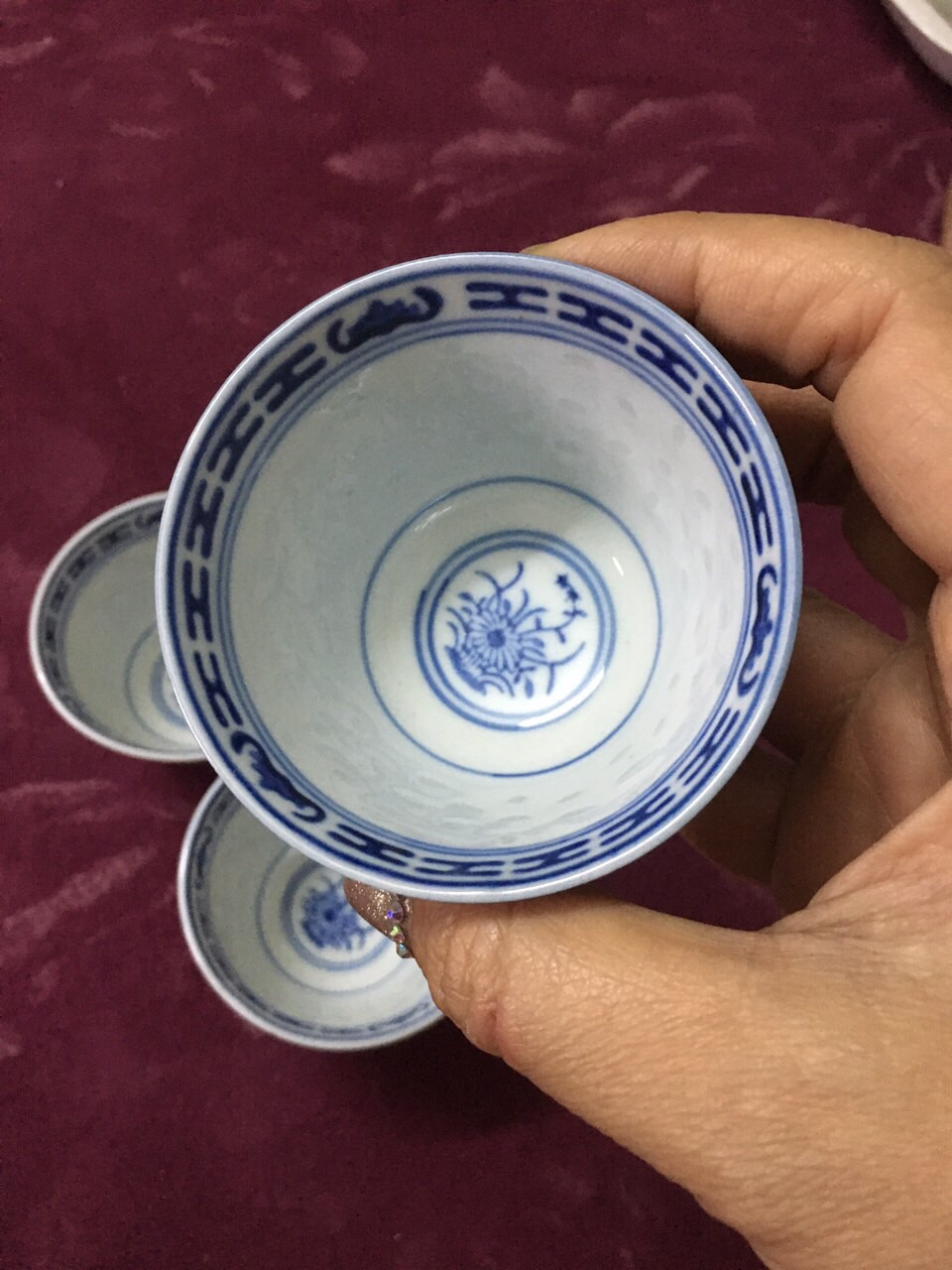 Bộ chén thấu quang