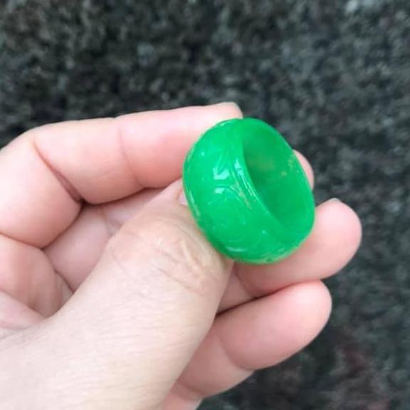 [HCM]NHẪN CẨM THẠCH BẢN LỚN KHẮC ĐỒNG TIỀN MAY MẮN