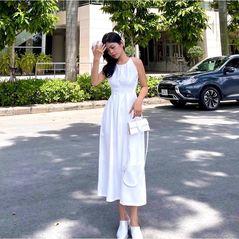 [Nhập mã LAZFASHION34-giảm 15% tối đa 99k/600k]SAP-Đầm dài cổ yếm thanh lịch