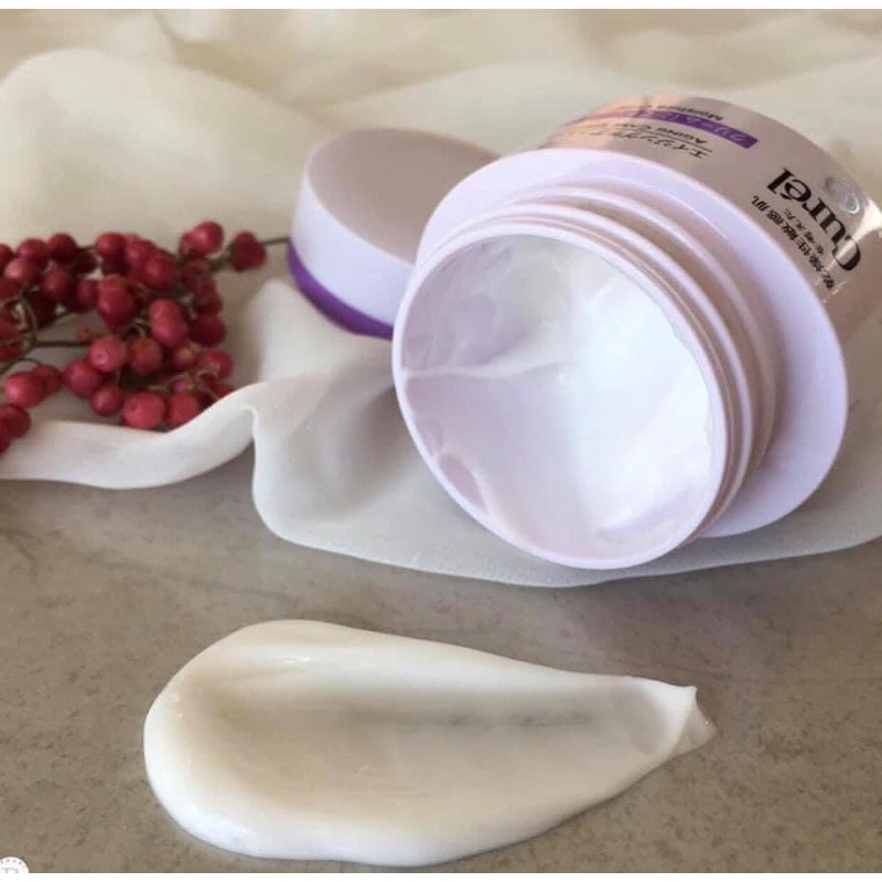 KEM DƯỠNG CHỐNG LÃO HÓA CUREL 40g