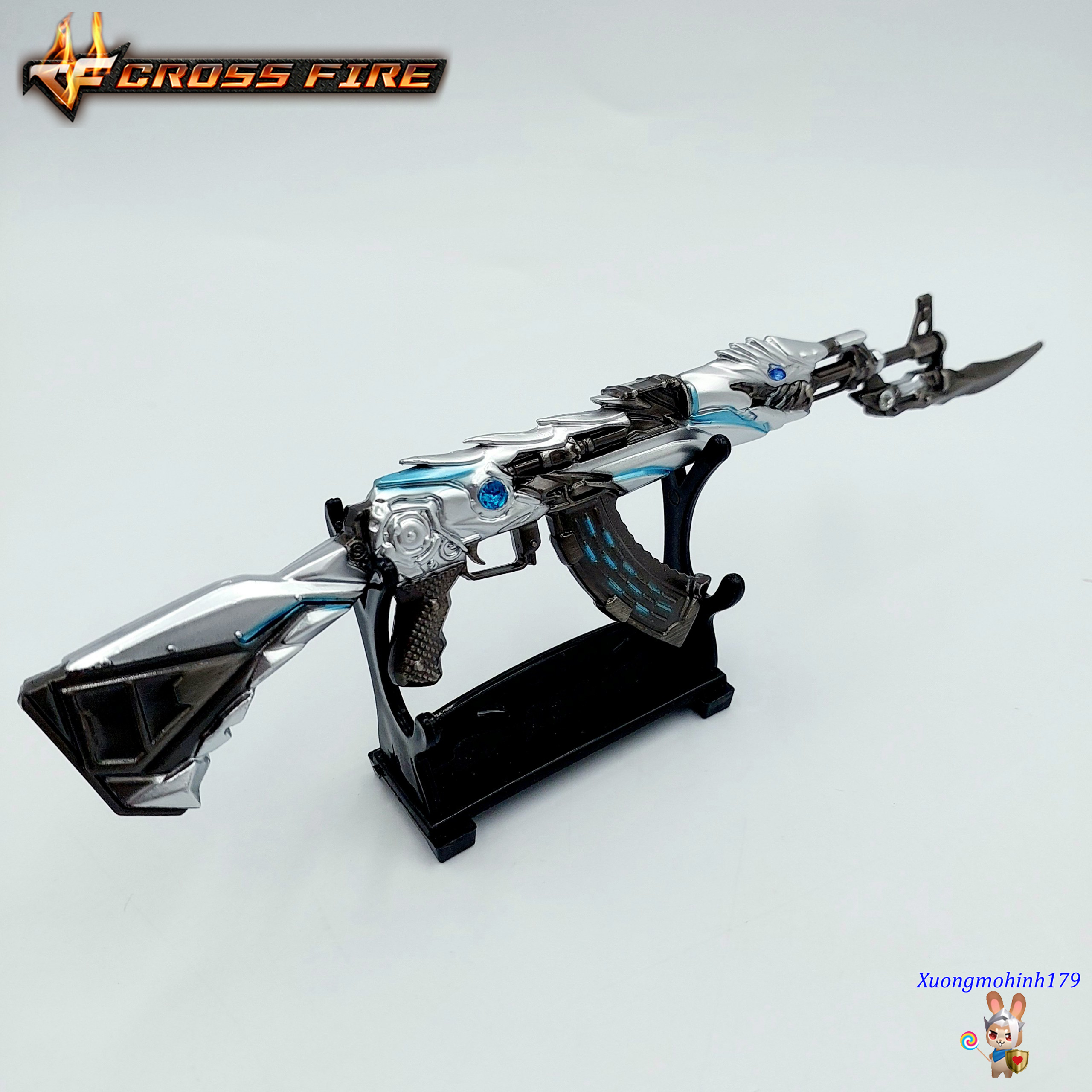 Mô hình sưu tầm Đột Kích AK Transformer VIP Crossfire