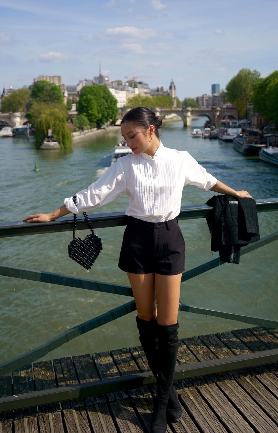 Kate White Shirt - Áo sơ mi xếp ly cổ trụ