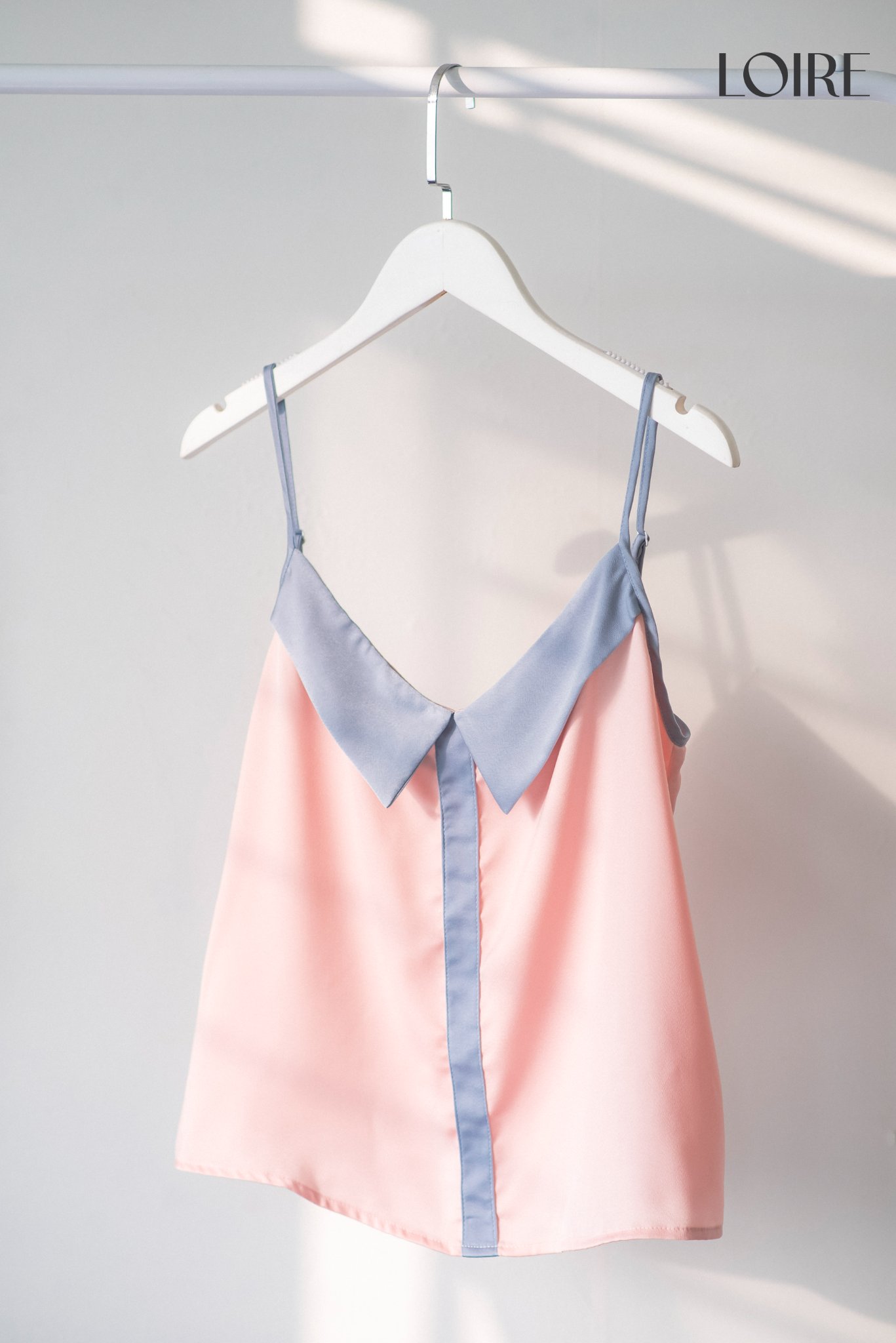 Bộ Đồ Ngủ Lụa Hai Dây Viền Xanh Loirechic BHDN10