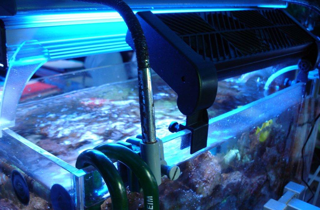 Quạt làm mát nước BOYU FS 604