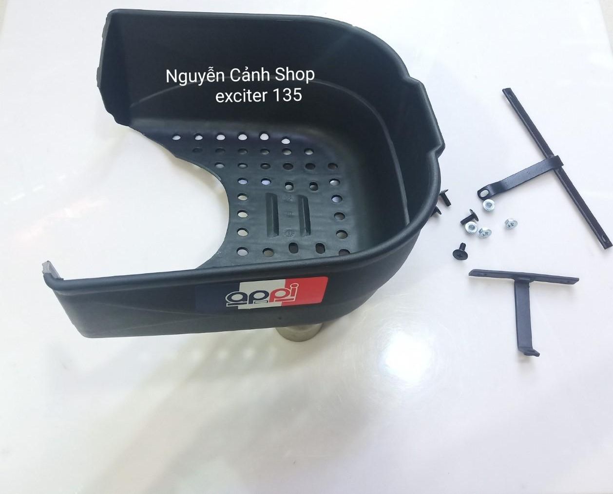 [HCM]Rổ giữa oppi xe exciter 135 có luôn pas và ốc