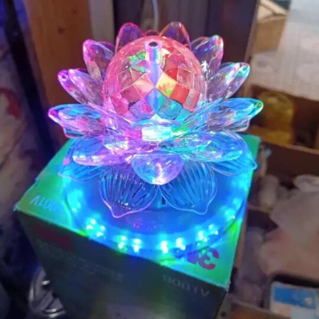 COMBO 2 CÁI ĐÈN LED HOA SEN XOAY 7 MÀU ( BÔNG SEN )