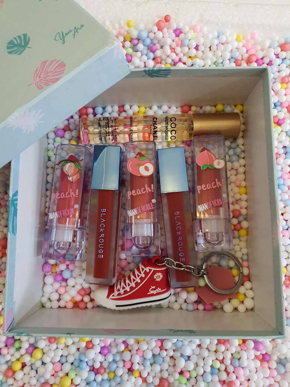 SET QUÀ KỈ NIỆM CHO CÁC BẠN GÁI