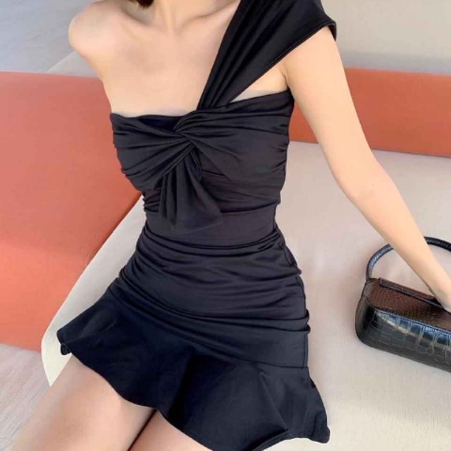 [Ảnh thật] Đầm thun body đen lệch vai lai bèo