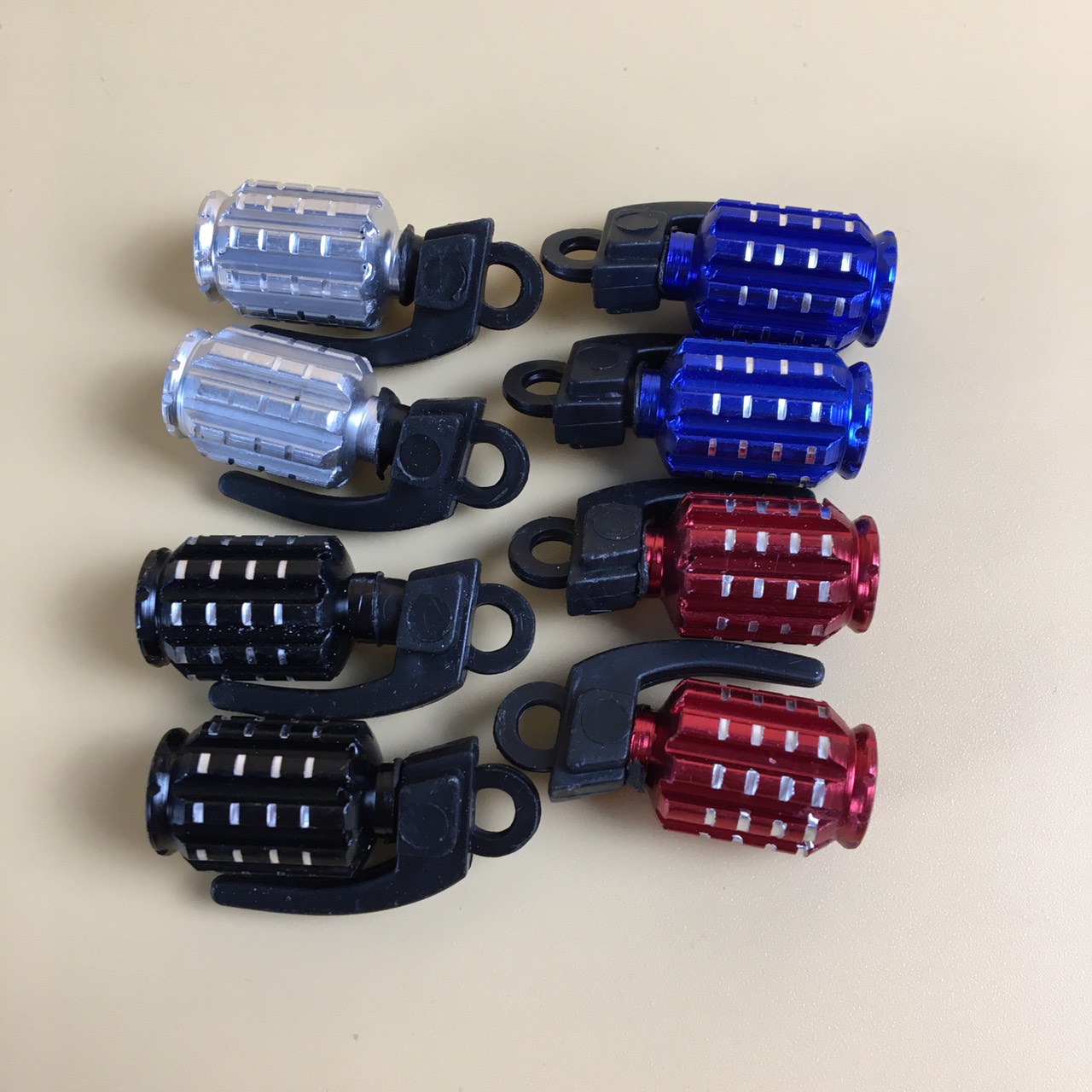 [ GIÁ SỐC] Ốc chân van gắn trang trí xe máy ,chụp ốc van vòi CNC