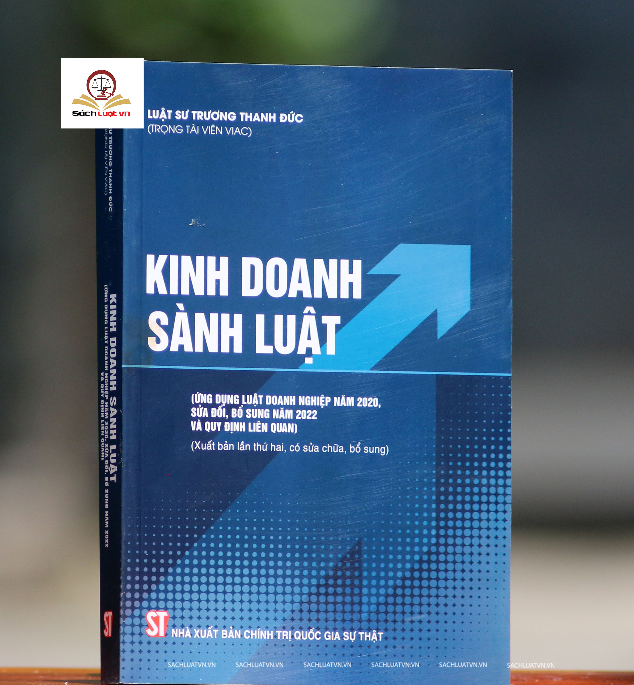 Kinh doanh sành luật