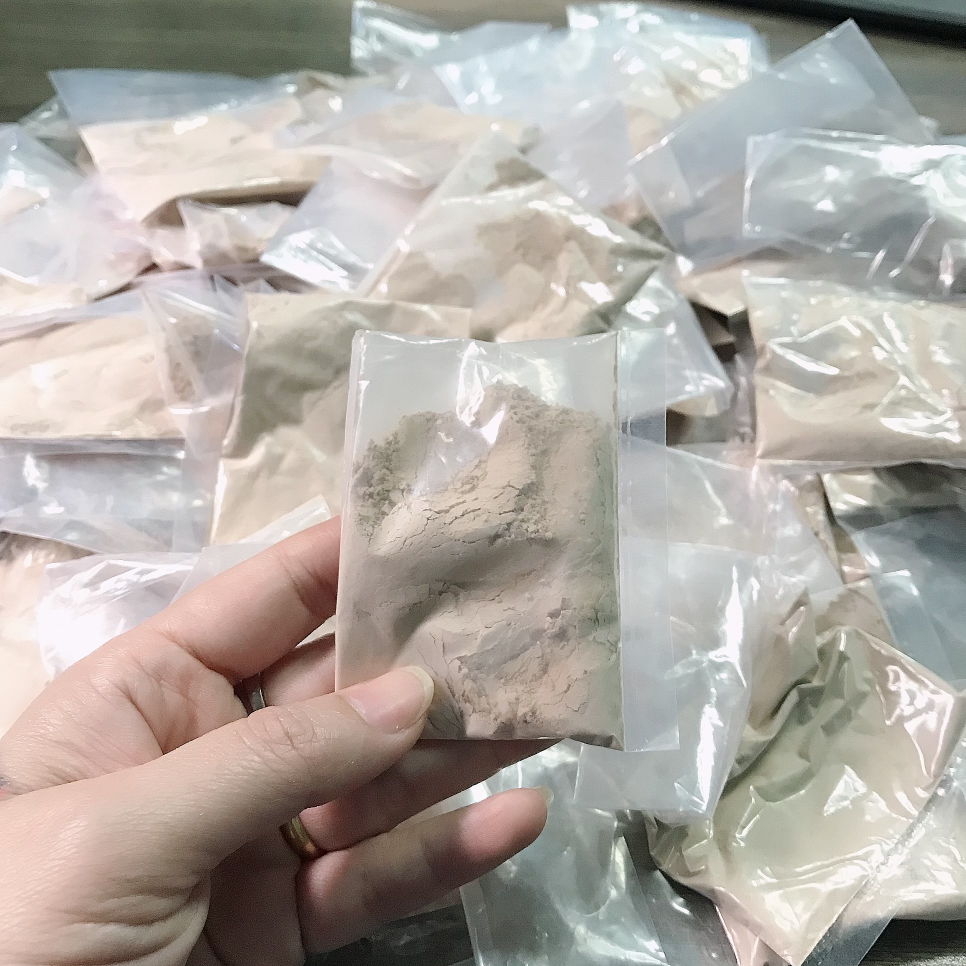 Diệt mò mạt gà(đặc trị) 8-10gr/1 túi