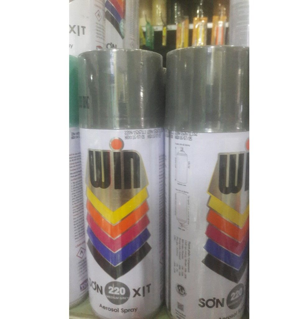 Sơn phun màu xám đậm 220 chiu nắng