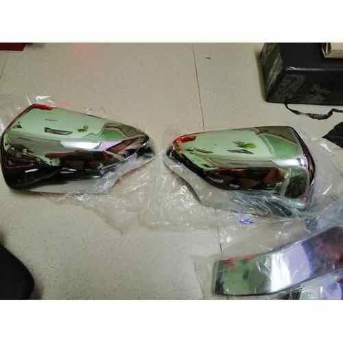 Ốp gương xe ford everest