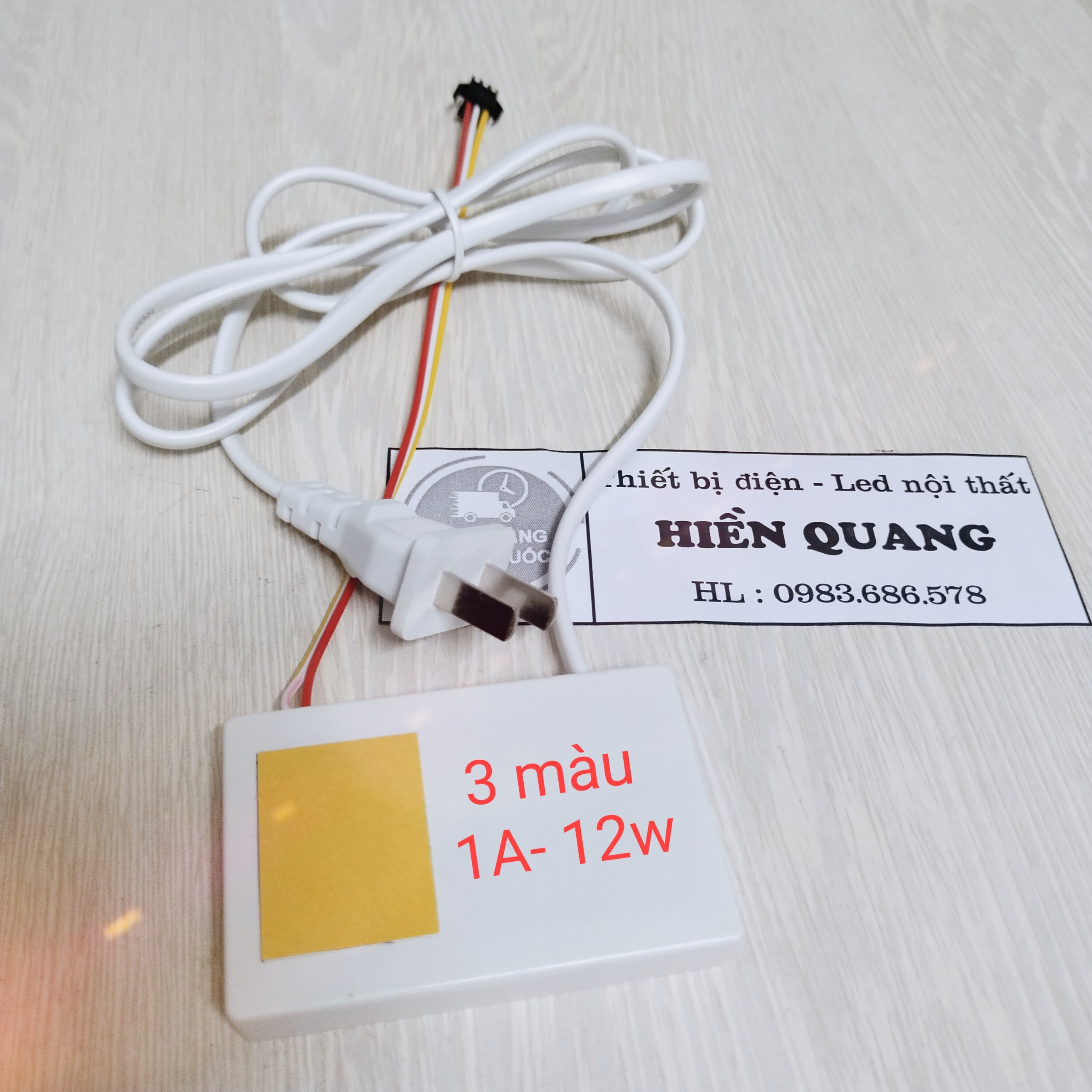 Công tắc cảm biến gương led liền nguồn 1A,2A,3A
