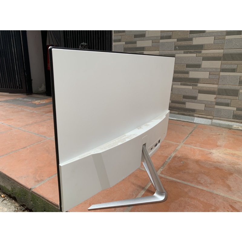 xác màn hình 24in cong ( màn hình HỎNG ) LẤY LINH KIỆN