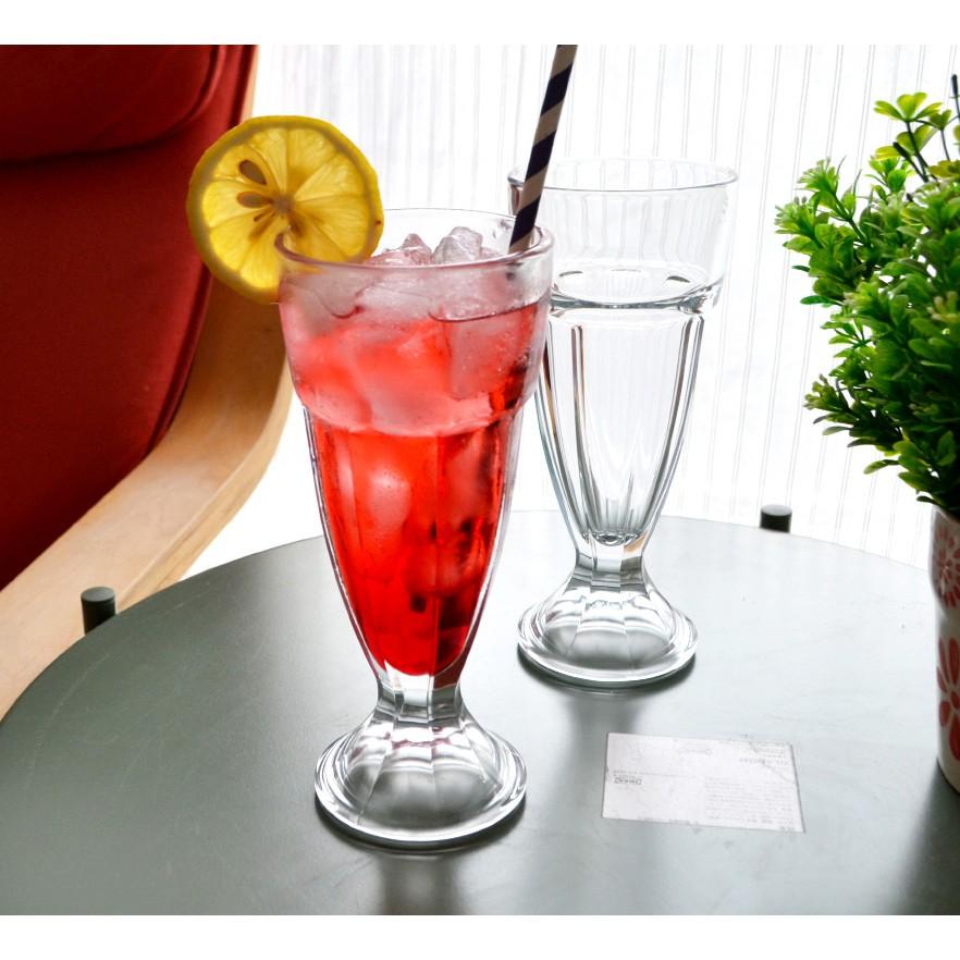 Ly thủy tinh sinh tố BQL024
